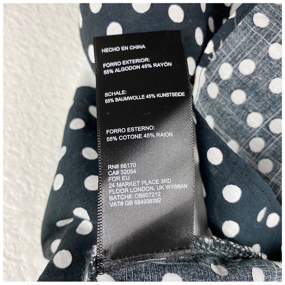 Urban Outfitters Jocelyn Black Floral Wrap Dress Size Small - Picture 12 of 13